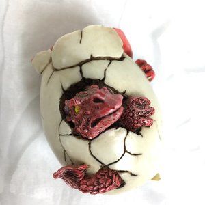 Red Dragon Hatchling - Egg W.U.I. 1998 VTG
